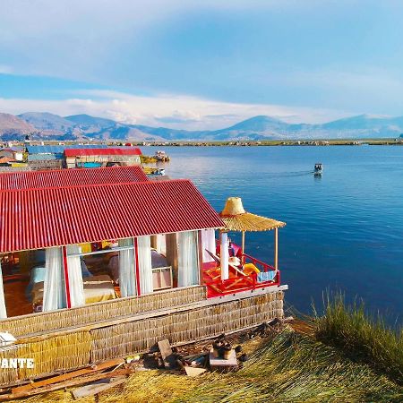 Vila Vip Flotante Puno Exteriér fotografie