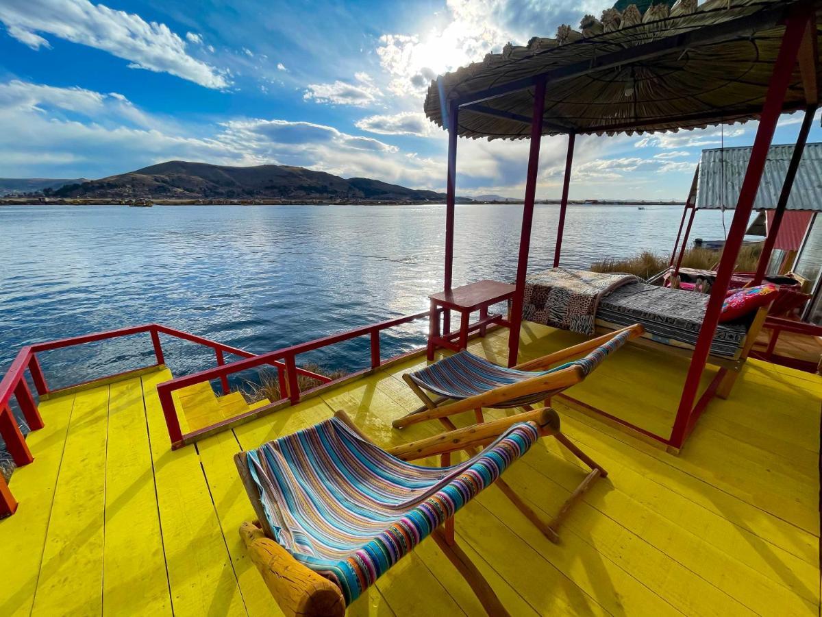 Vila Vip Flotante Puno Exteriér fotografie