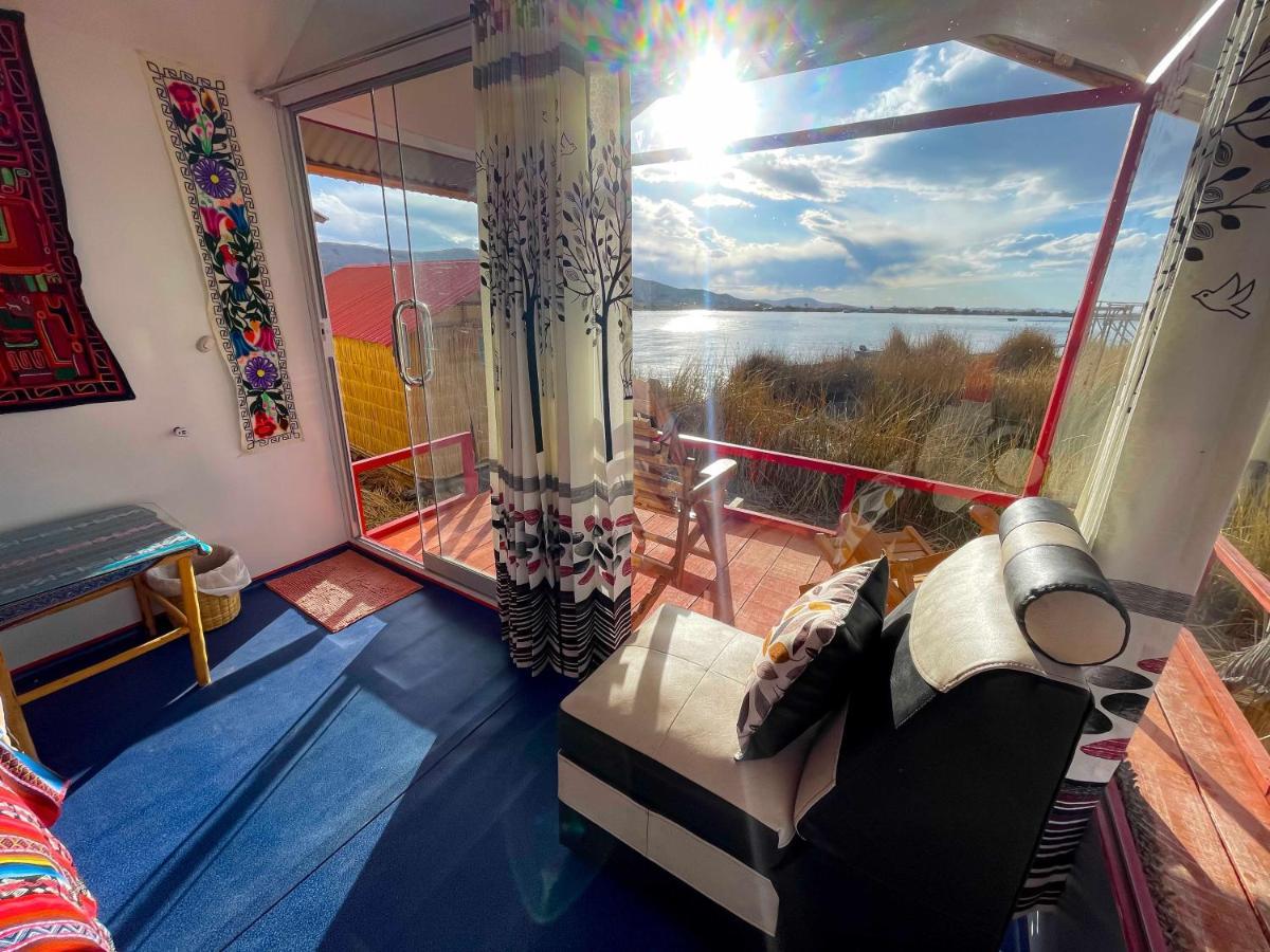 Vila Vip Flotante Puno Exteriér fotografie